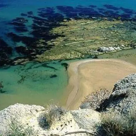 Dell'aria Villa